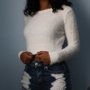 Fuzzy White Cropped Sweater